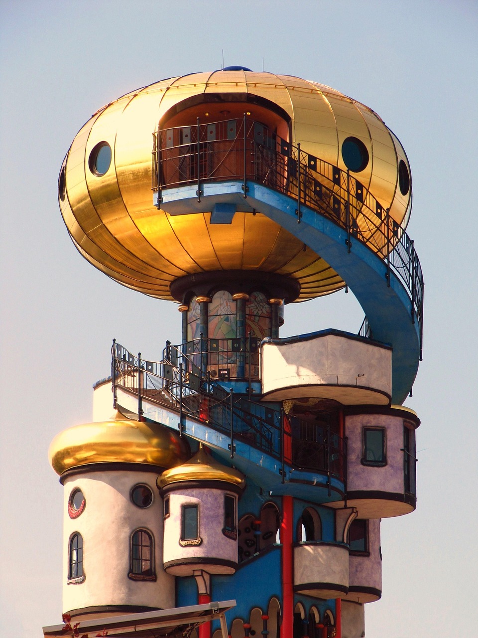 hundertwasser-1107269_1280